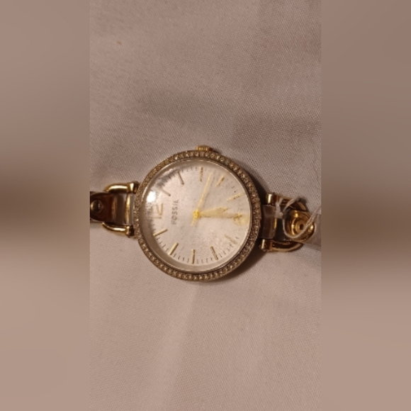 FOSSIL ES 3250 GOLD/SILVER BRACELET WATCH WITH CRYSTALS - Picture 4 of 8